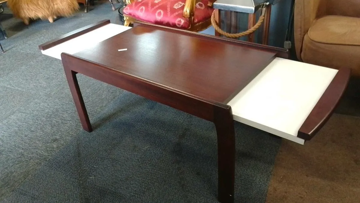 Mid Century Dark Teak Extending Coffee Table - Image 1
