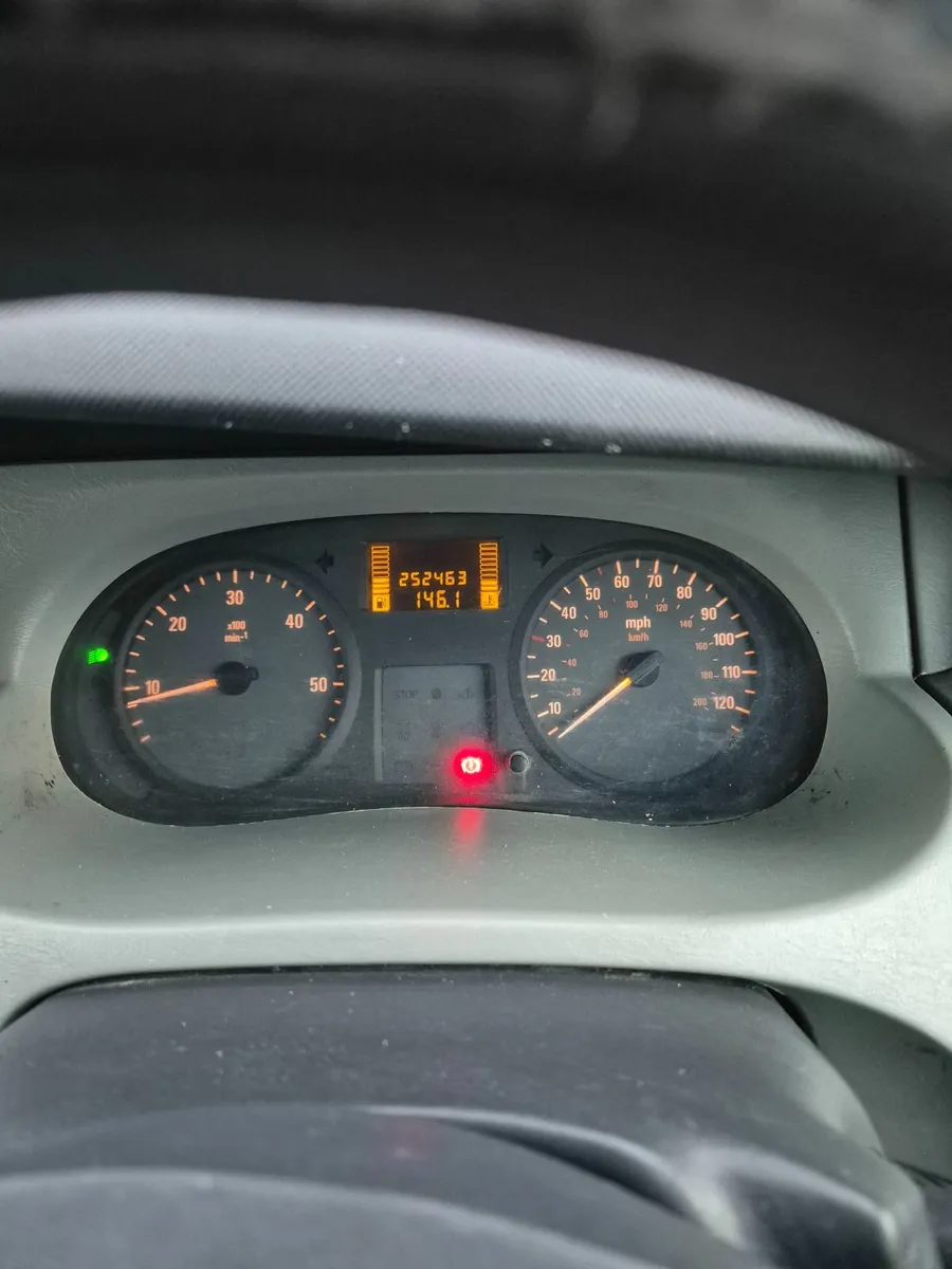 Vauxhall Vivaro 2006 - Image 1