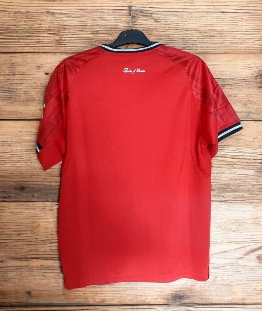 MAN UTD 25/26 JERSEY , SIZE S , L , XL . - Image 2