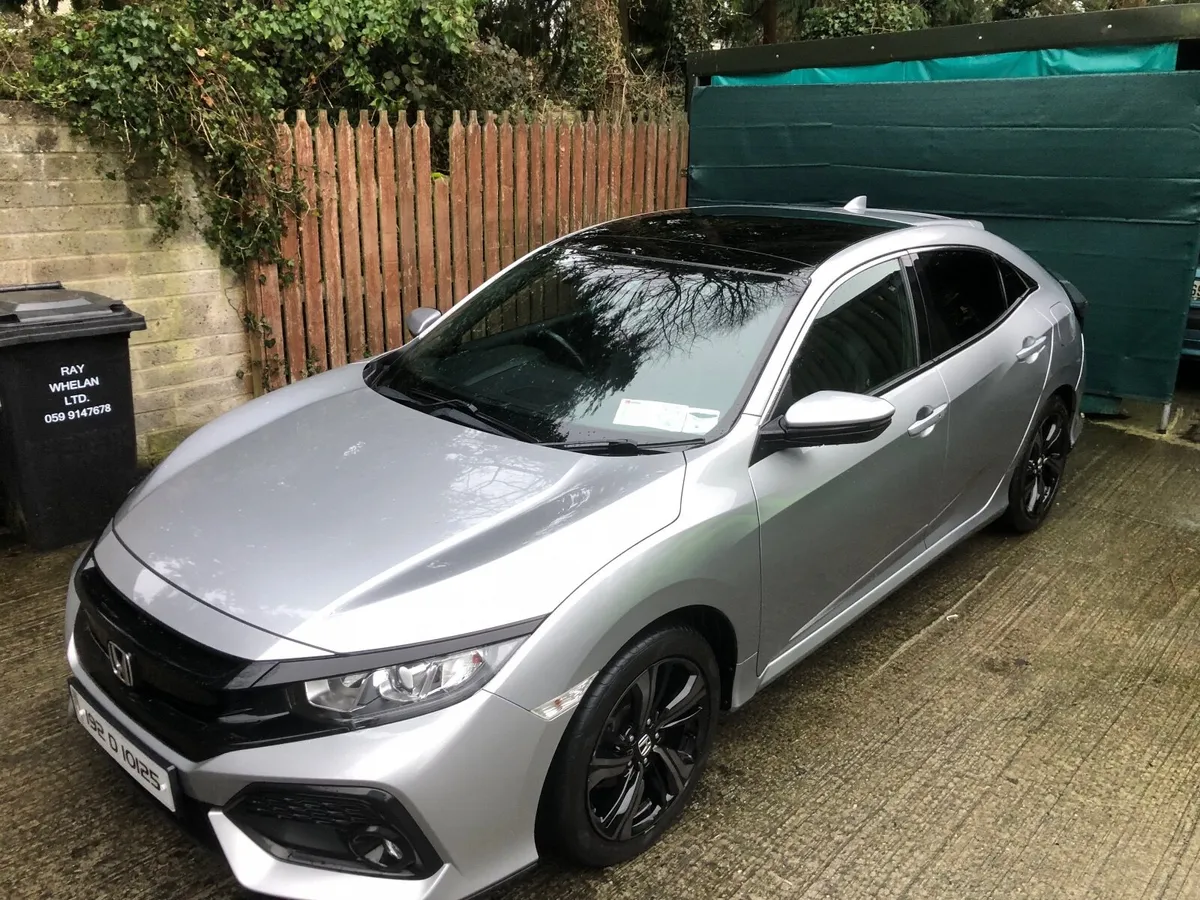 Honda Civic 2019 Premium 192 - Image 3