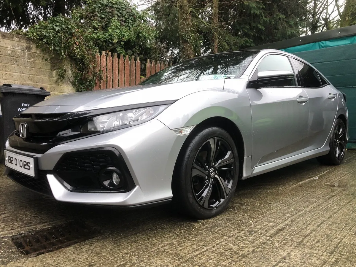 Honda Civic 2019 Premium 192 - Image 2