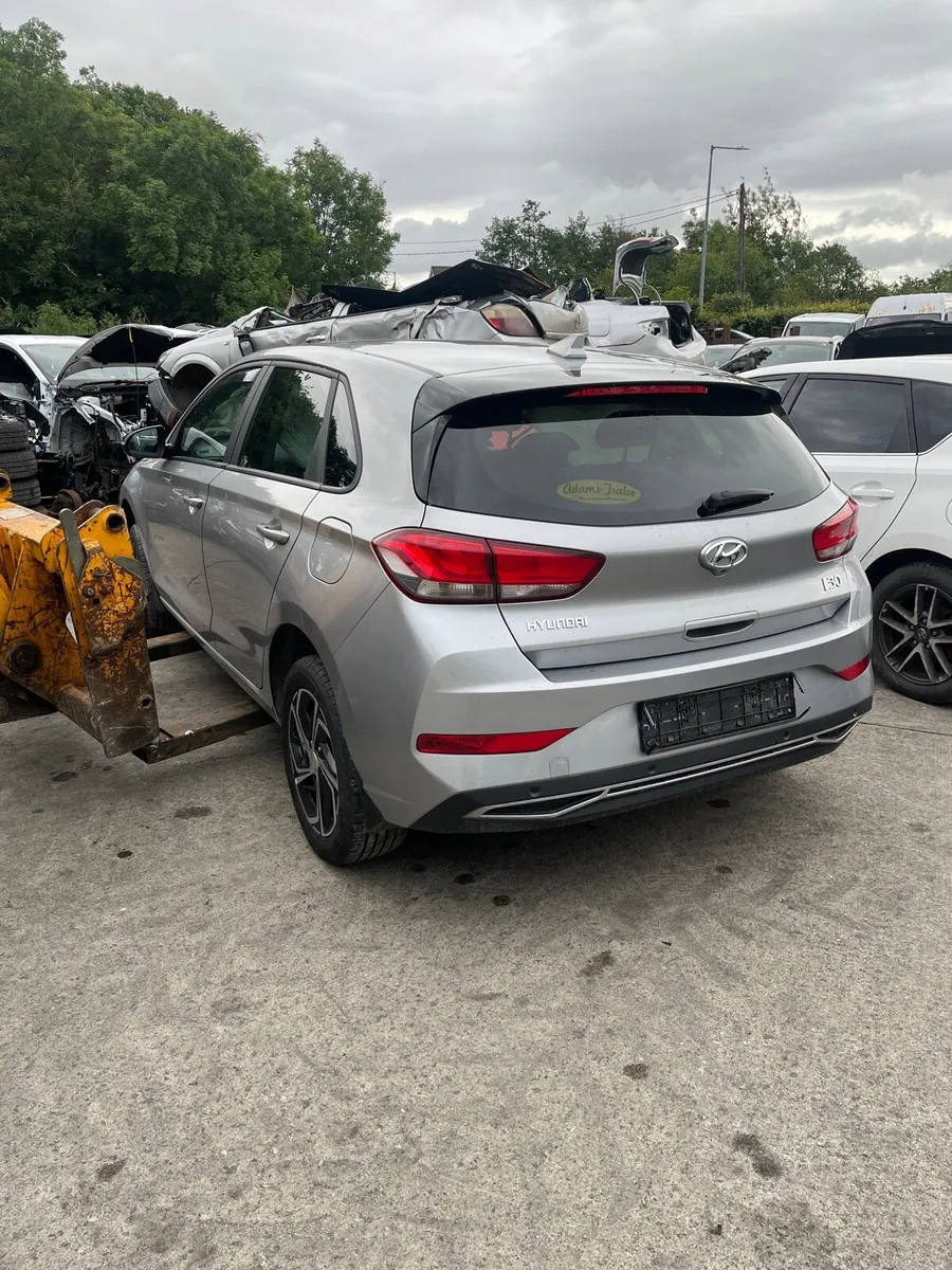 2021 Hyundai i30 for parts - Image 3
