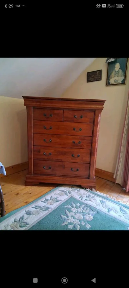 Dresser