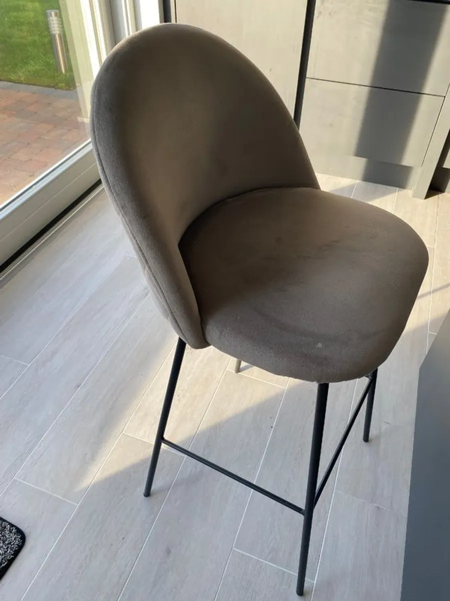 Bar stools - Image 2