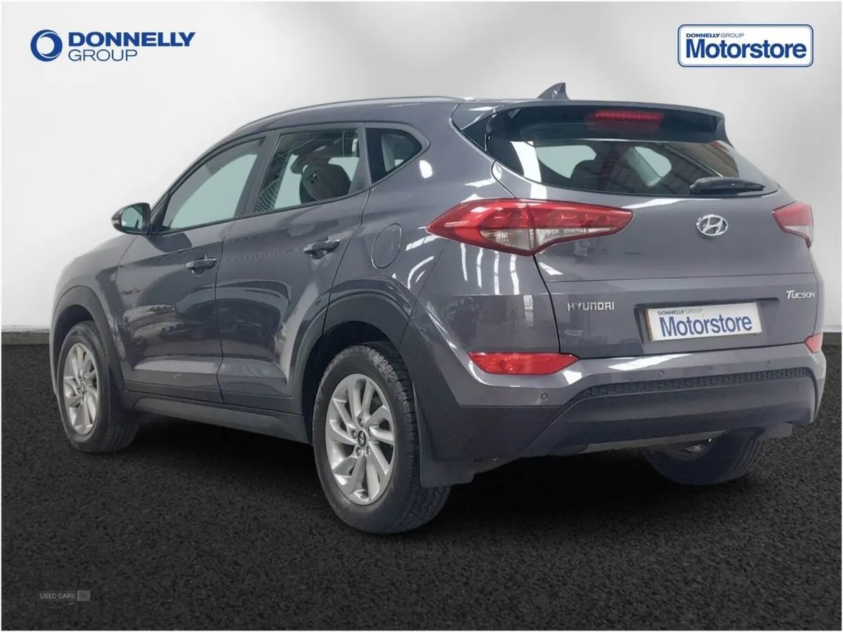 Hyundai Tucson 1.7 Crdi Blue Drive SE 5dr 2WD - Image 2