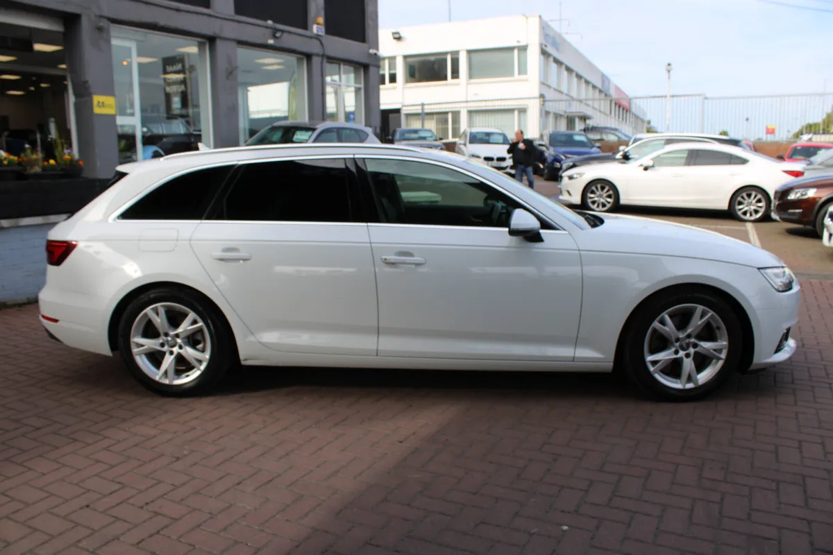2018 AUDI A4 2.0TFSI S-LINE 5DR ESTATE AUTOMATIC - Image 3