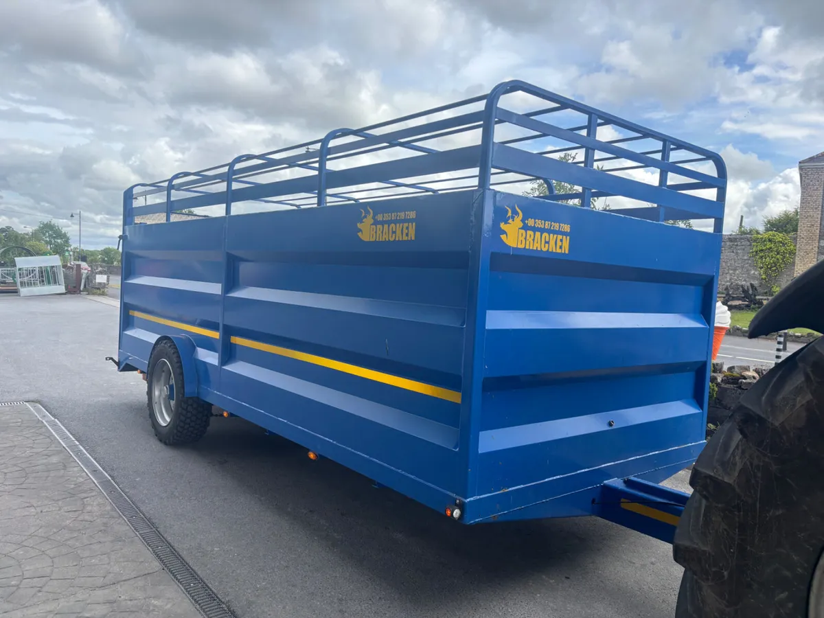 Bracken 18ft livestock trailer - Image 1