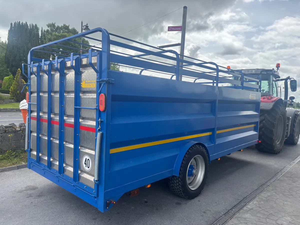 Bracken 18ft livestock trailer - Image 2