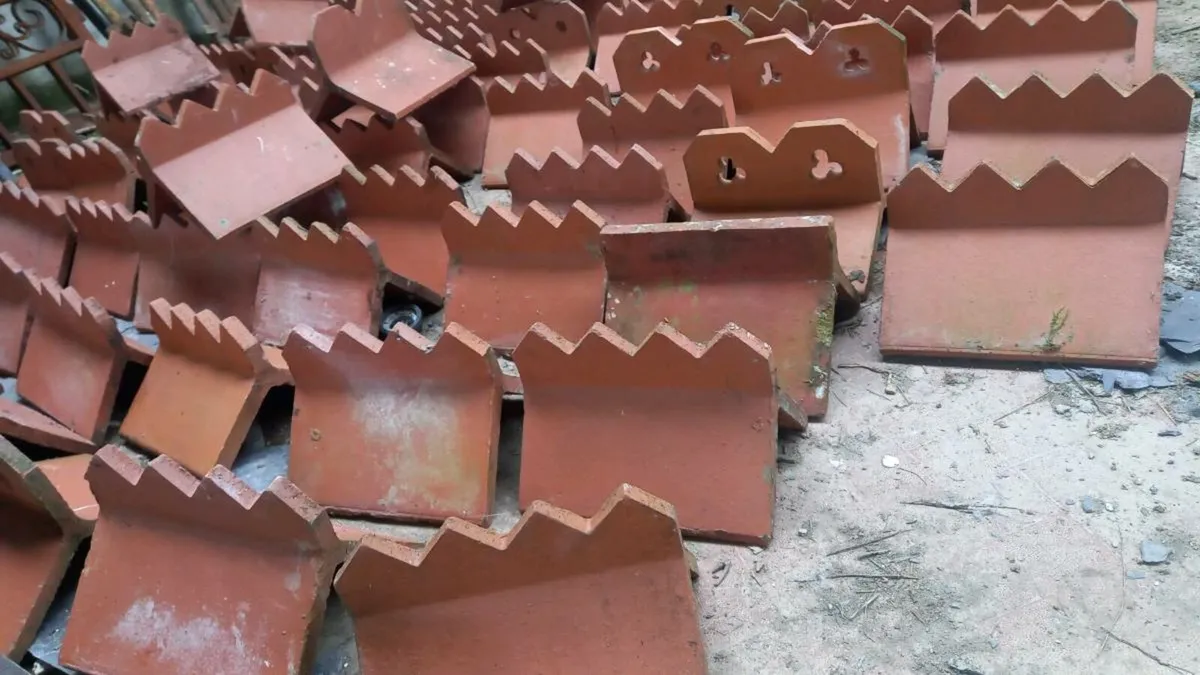 Ridge tiles - Image 2