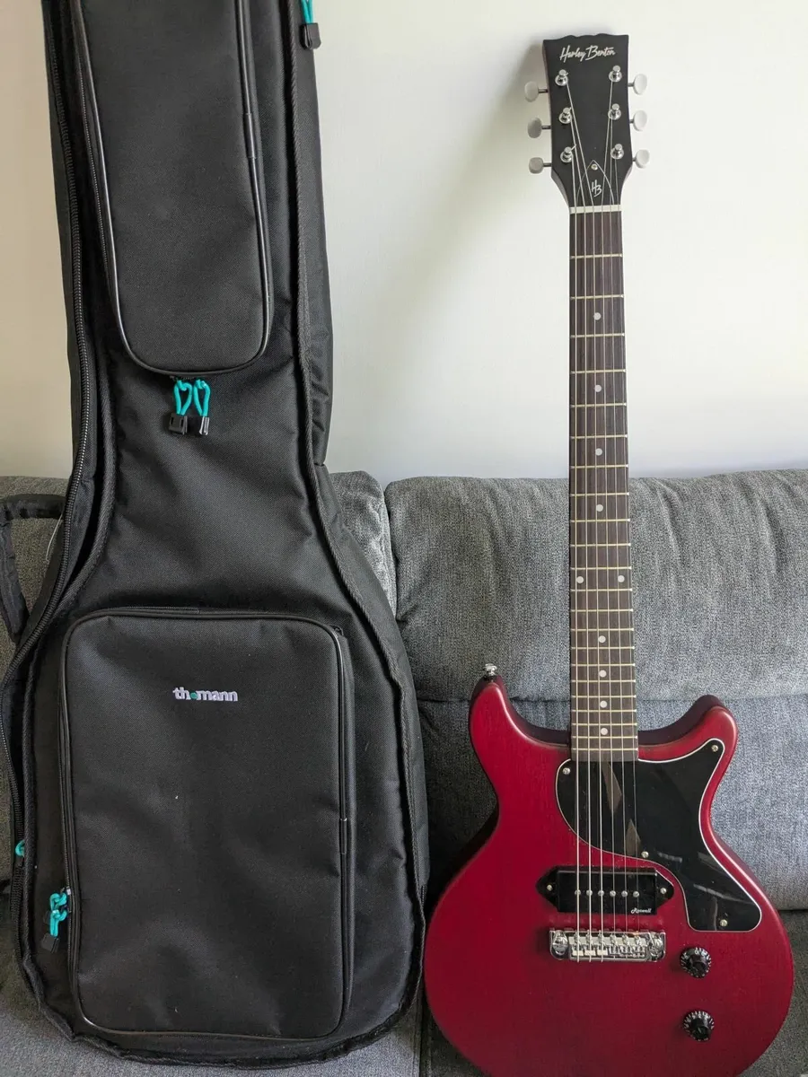 Harley Benton DC-Junior (with gig bag & cable) - Image 3