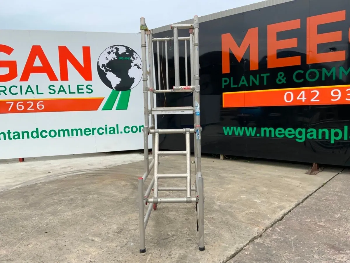 ALUMINIUM SCAFFOLDING ACCESS PODIUM.....5010. - Image 2