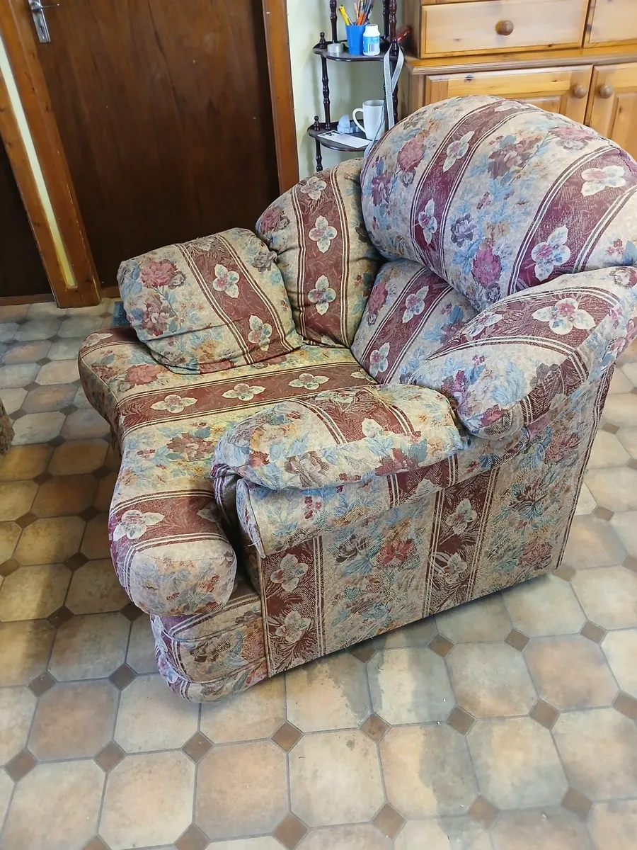 Sofa and armchair - Image 2