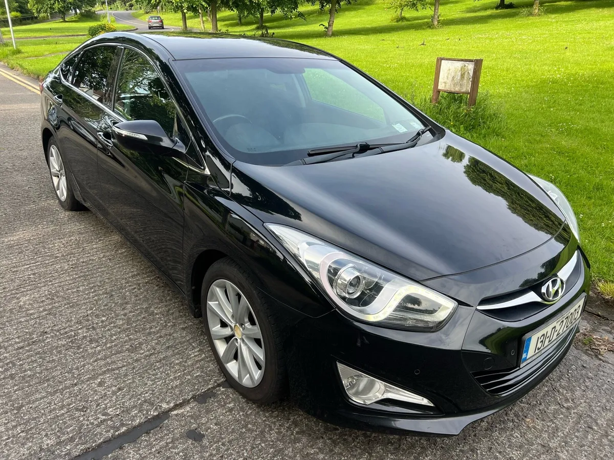 2013 Hyundai i40 Automatic 1 owner - Image 1