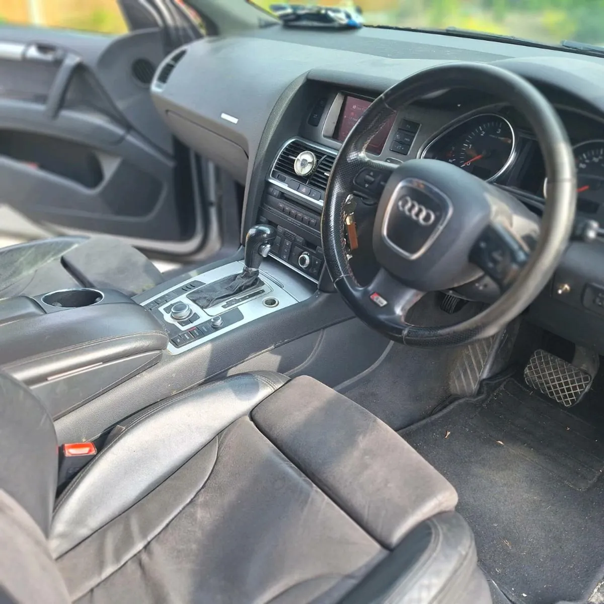 Audi Q7 - Image 4