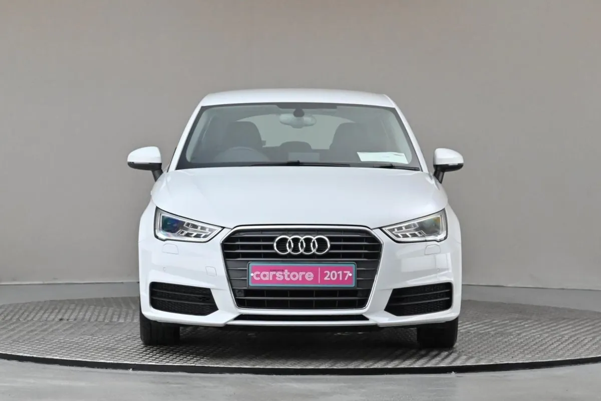 Audi A1 1.0tfsi 95bhp S-tronic 5DR  park Sensors - Image 2