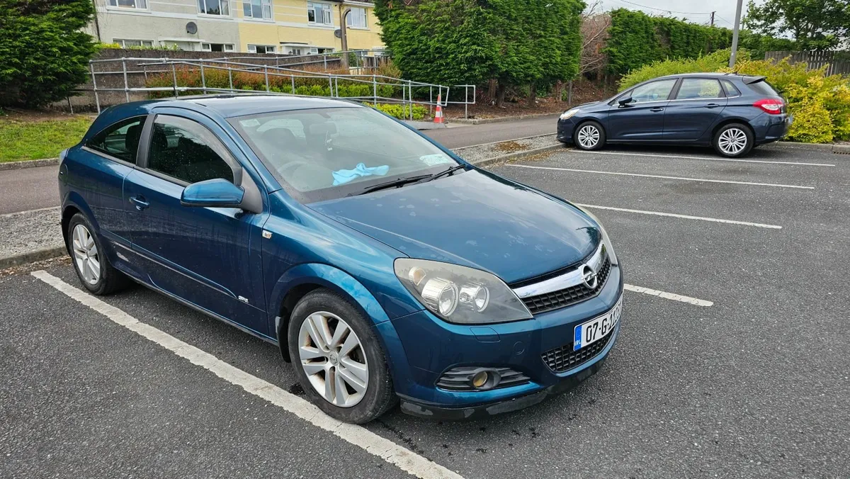 Opel Astra 2007 - Image 1