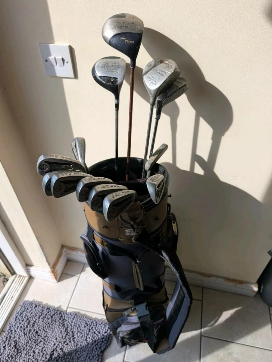 Set of adult Golf clubs must go asap - Image 1
