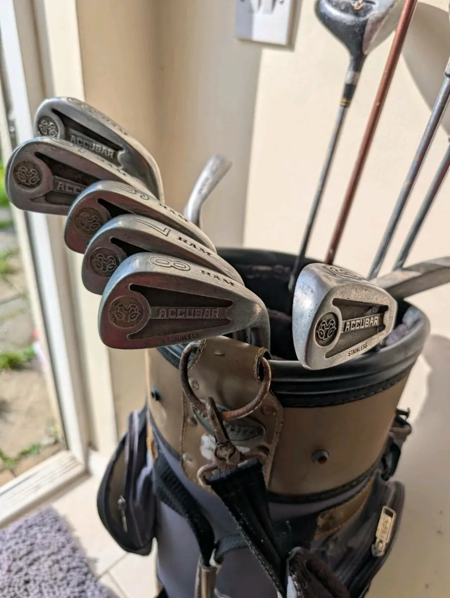 Set of adult Golf clubs must go asap - Image 3