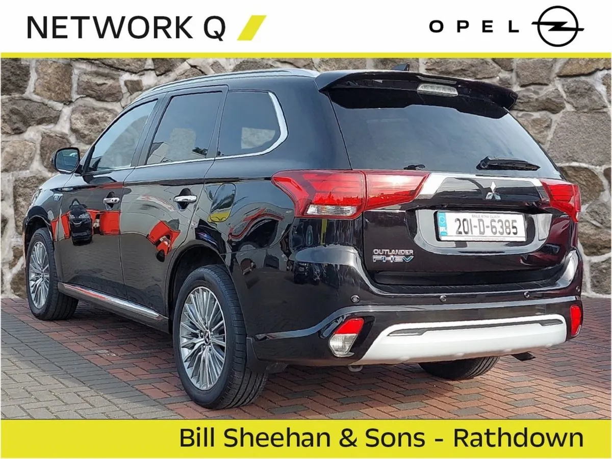 Mitsubishi Outlander 2.4l Plug-in EV Instyle 5 Se - Image 4