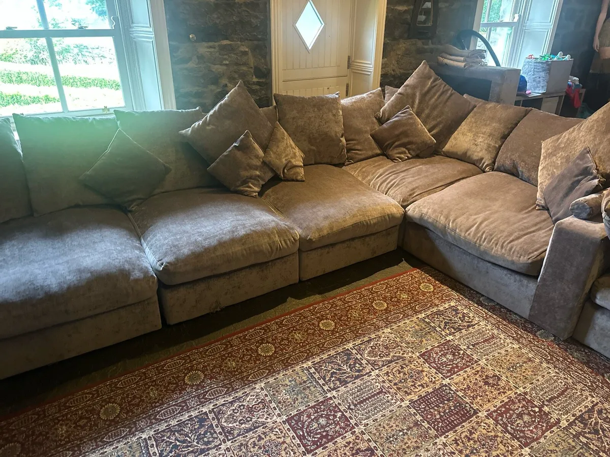 U/L shape couch - Image 2