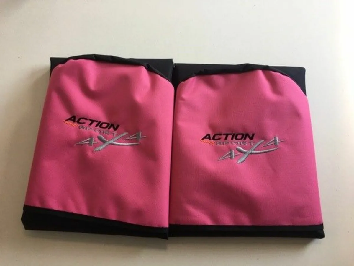 ACTION SPORT 4×4 HEAVY DUTY SEAT COVERS PINK - Image 1