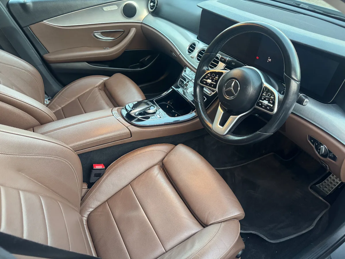 2019 Mercedes E220D SE Leather - Image 2