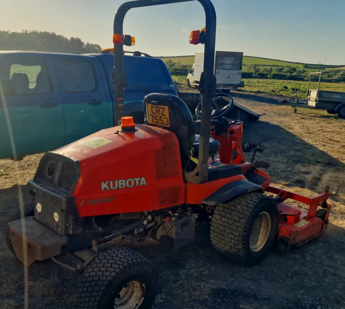 Kubota F3680 Ride on mower lawnmower - Image 2