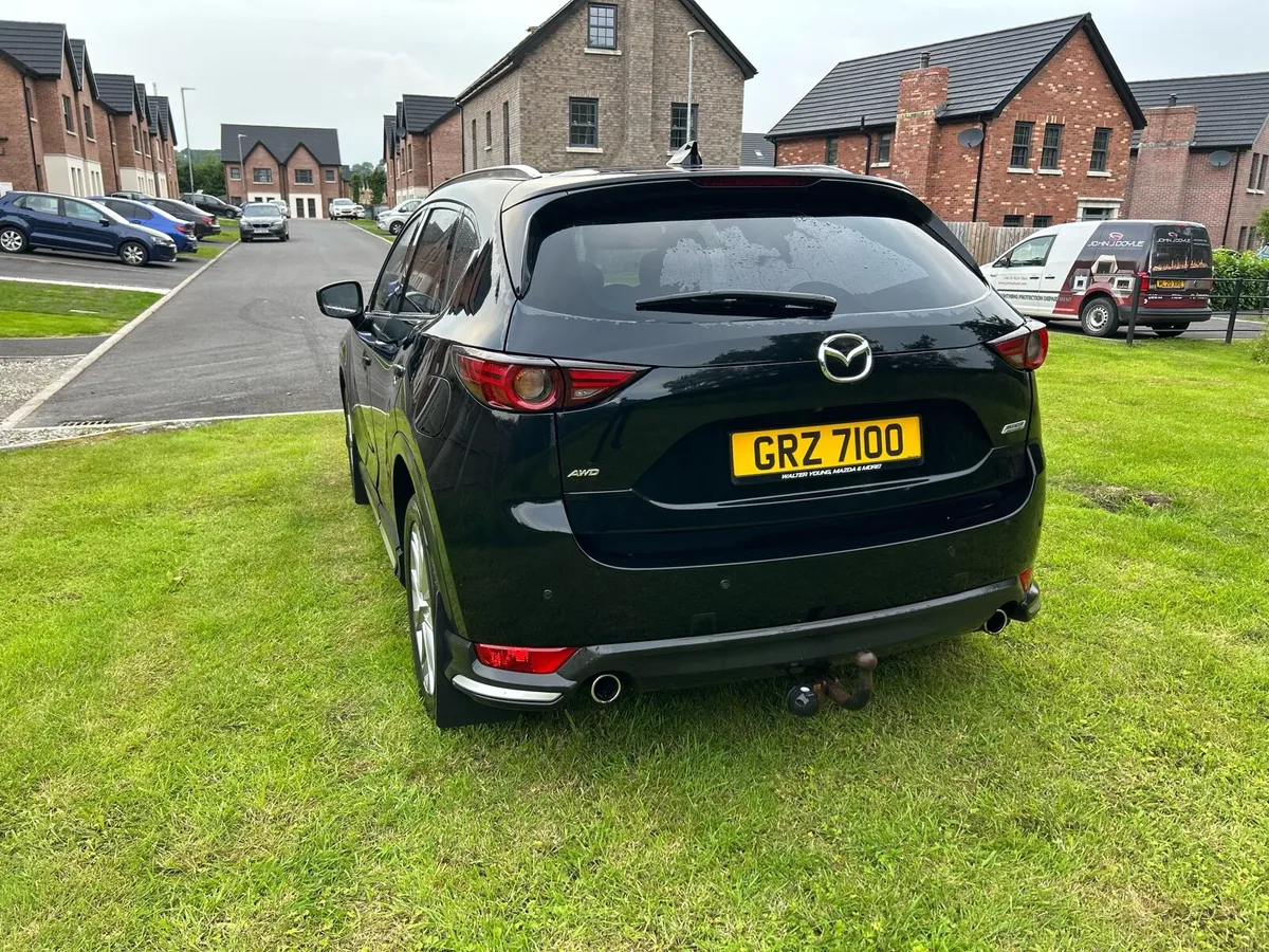 Car - Image 3