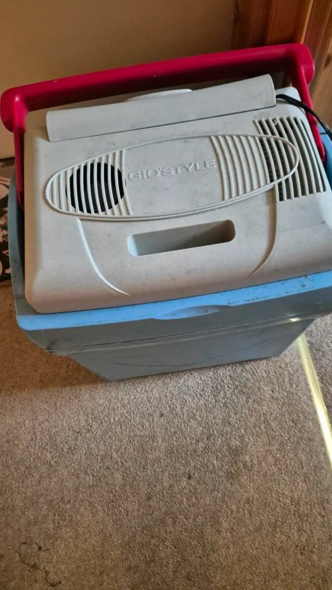 12v car Caravan camping fridge