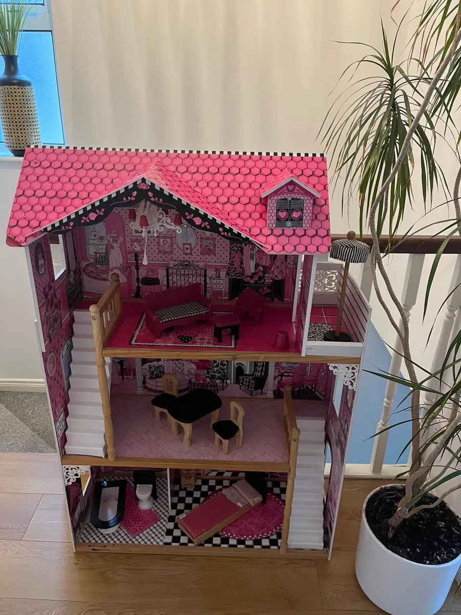 Wooden Dollhouse - Image 2
