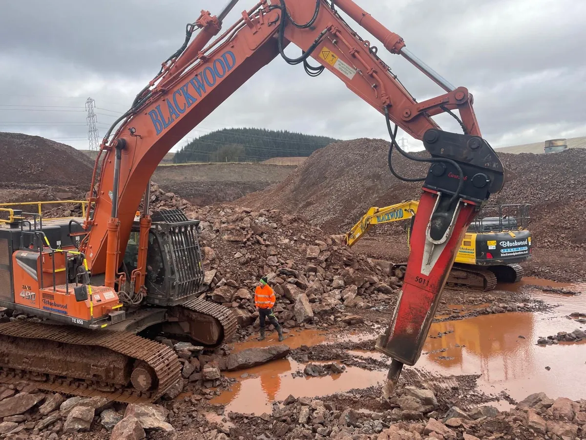 Rammer BR5011 Hydraulic Breaker/ Rock Hammer 50T - Image 1