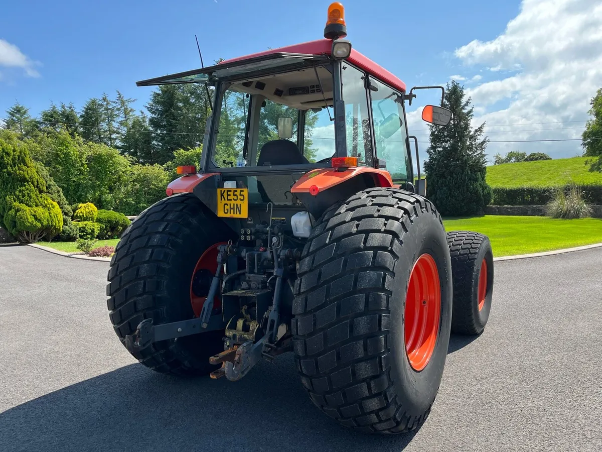 2005 Kubota me8200 - Image 4