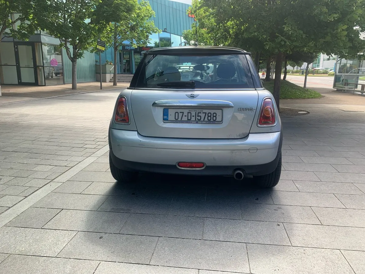 Mint Mini cooper ‘07 - Image 1