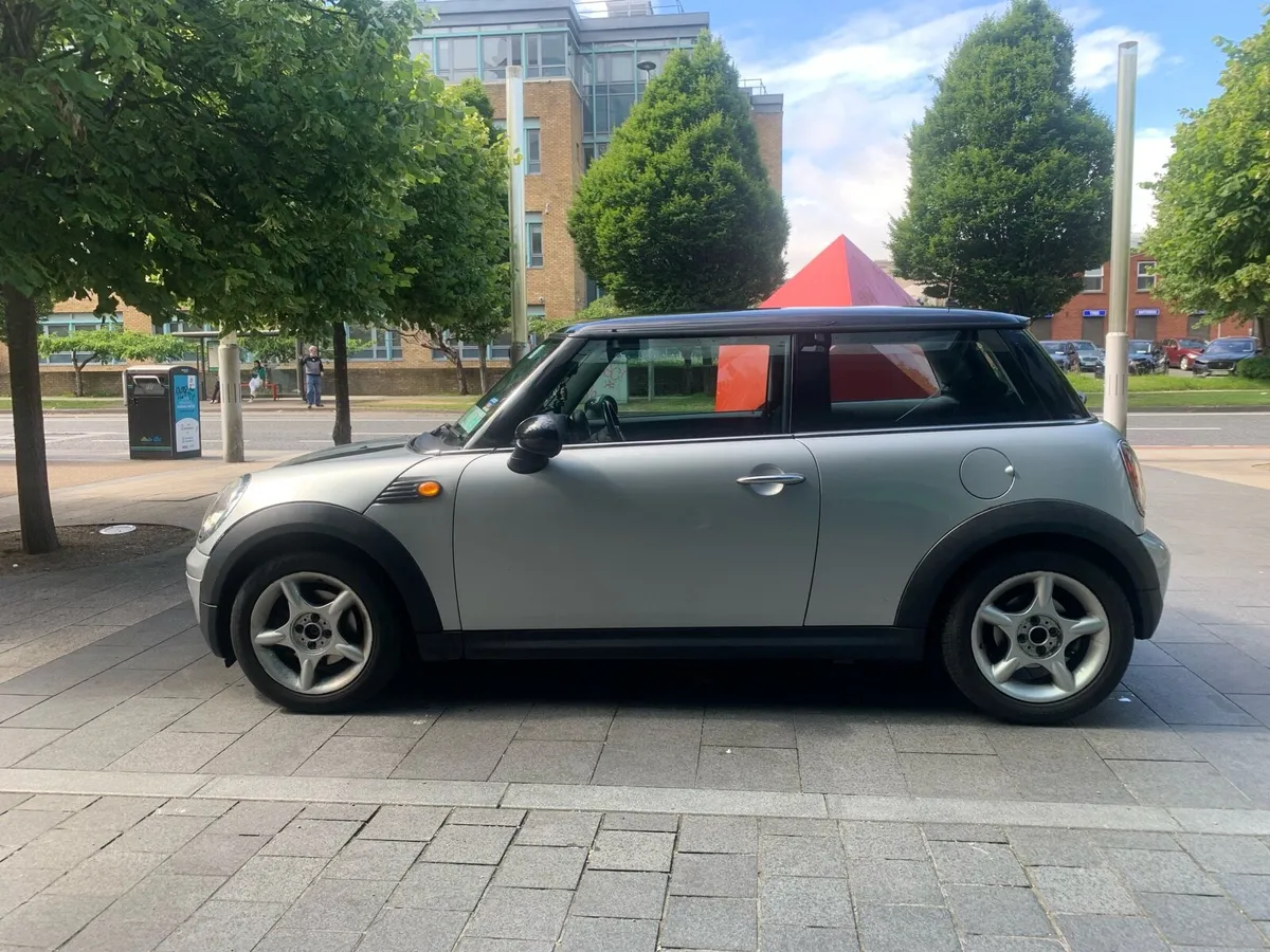 Mint Mini cooper ‘07 - Image 2