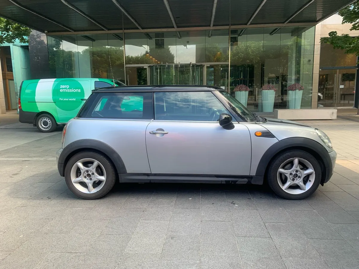 Mint Mini cooper ‘07 - Image 3