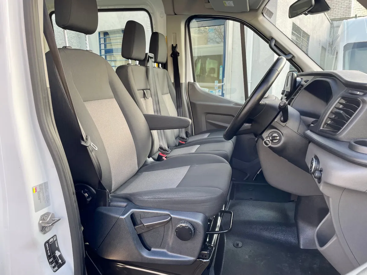 Ford Transit 350 L2H2 2.0TDCI RWD 12 Seat Bus,2020 - Image 4