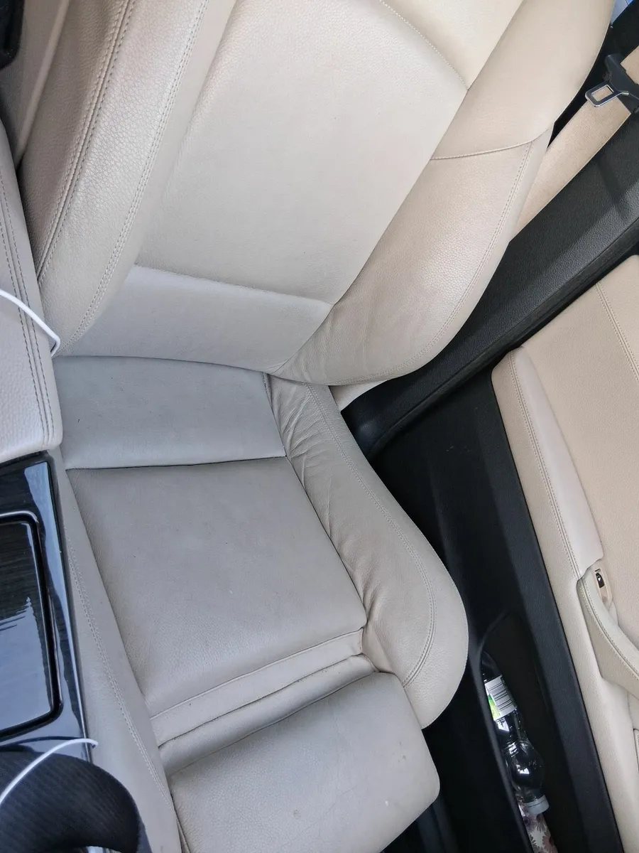 BMW 5-Series 2013 - Image 2