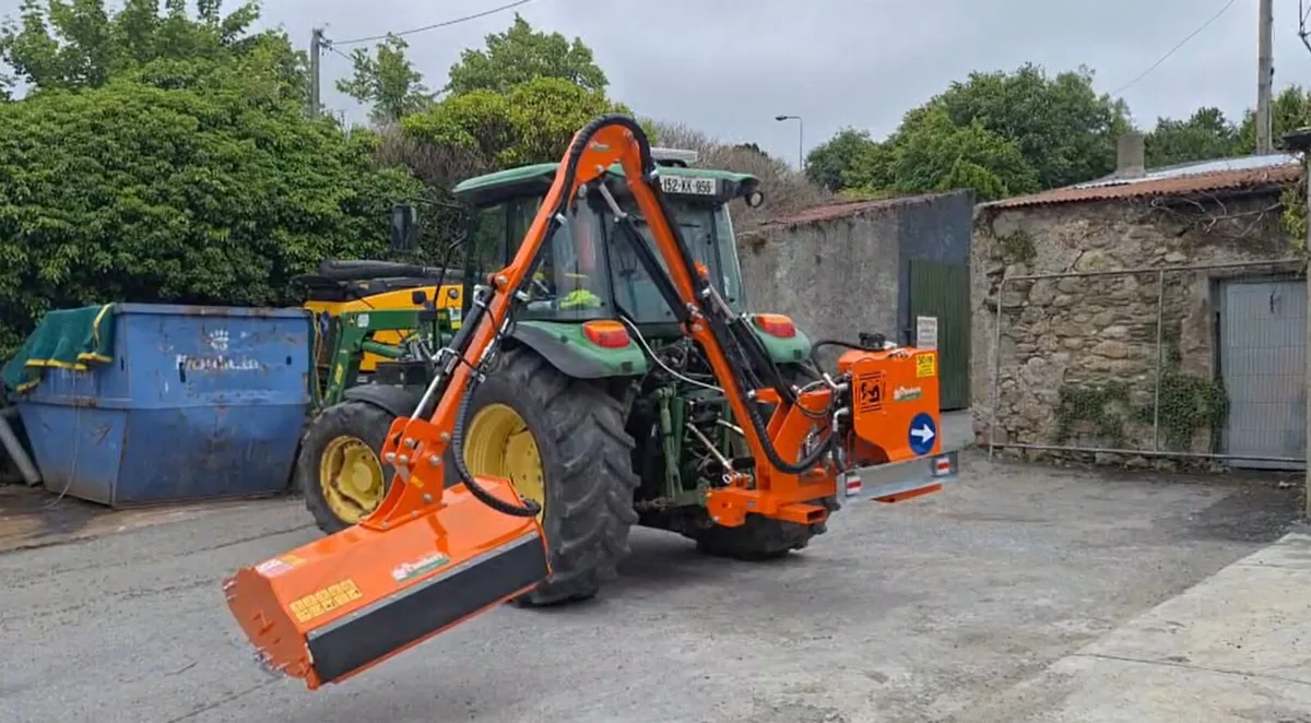 Rinieri BRV 450 Flail Hedge Trimmer - Image 3