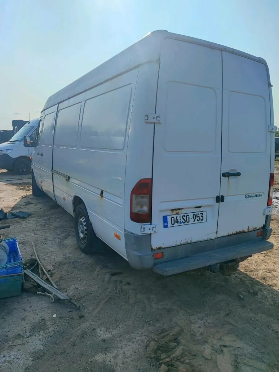 Mercedes Sprinter - Image 4
