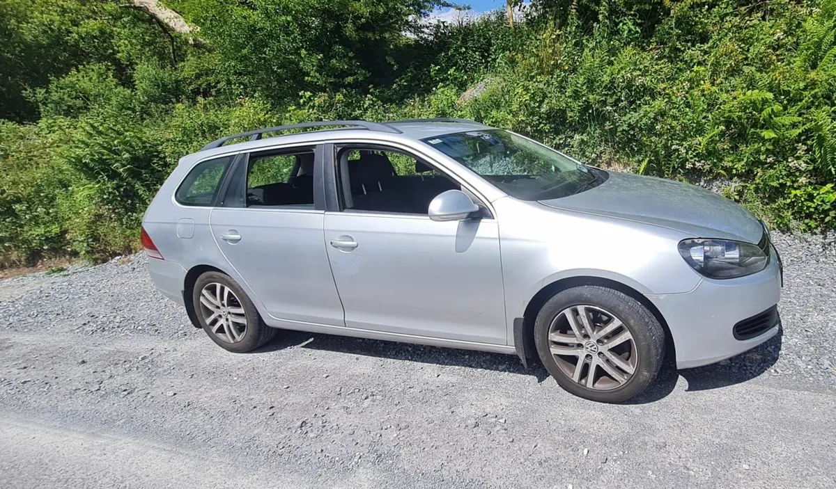 Mk6 VW Golf Estate 2.0 TDI Automatic 2/26 tax - Image 2