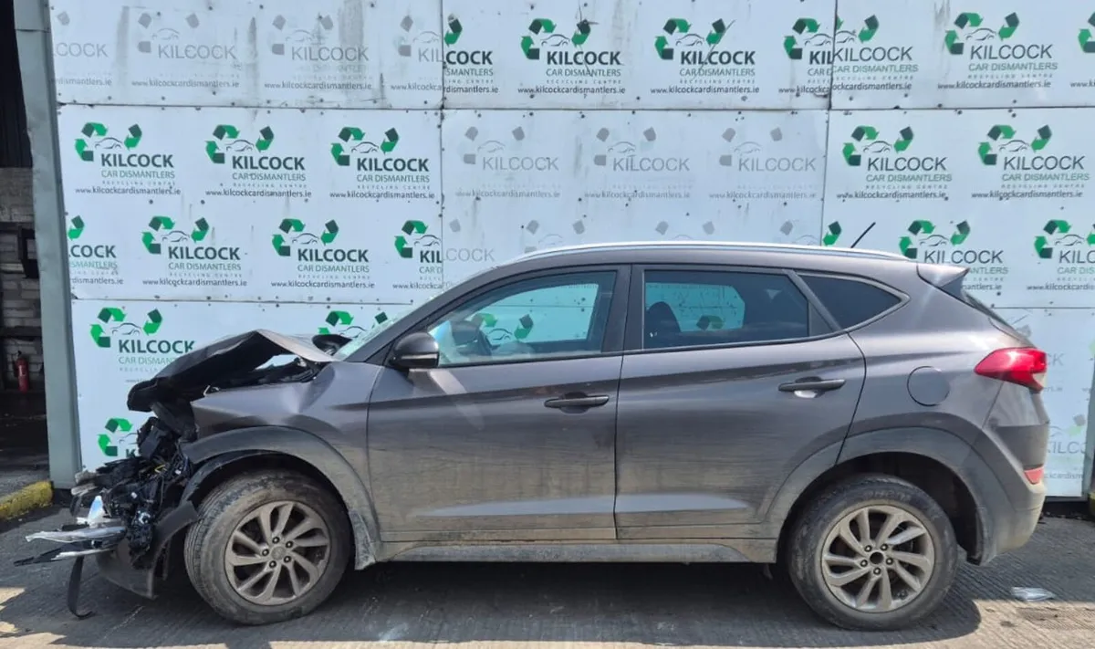 2016 HYUNDAI TUCSON