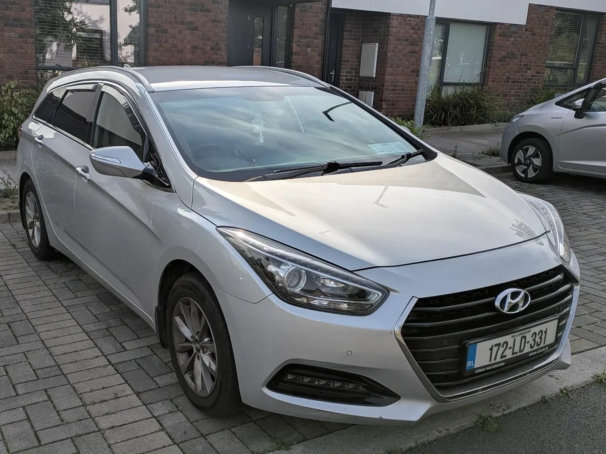 Hyundai i40 2017 - Tax €190 - High Spec - Image 2