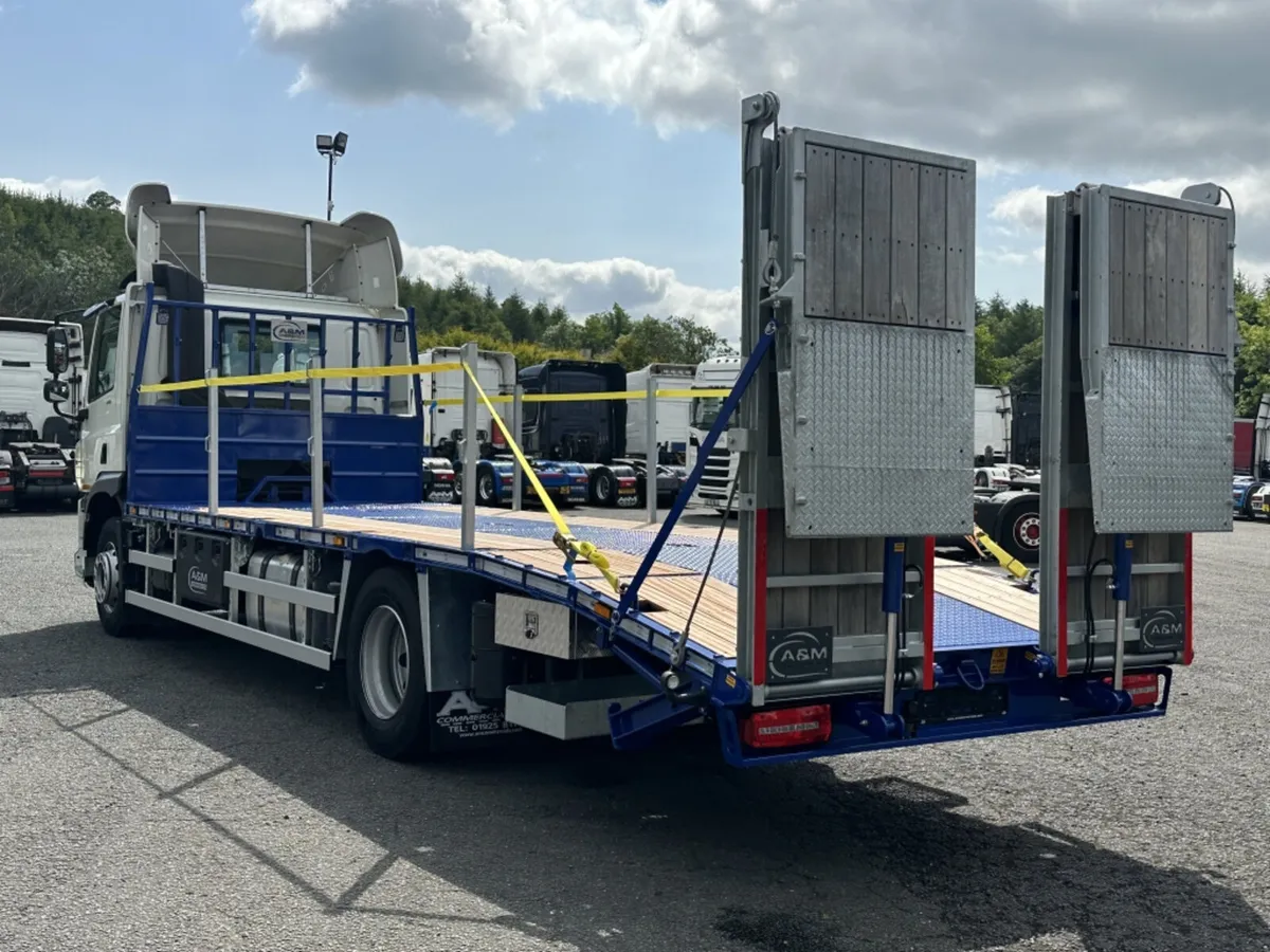 2022 DAF CF 410, 18 TONNE BEAVERTAIL ON FULL AIR - Image 4