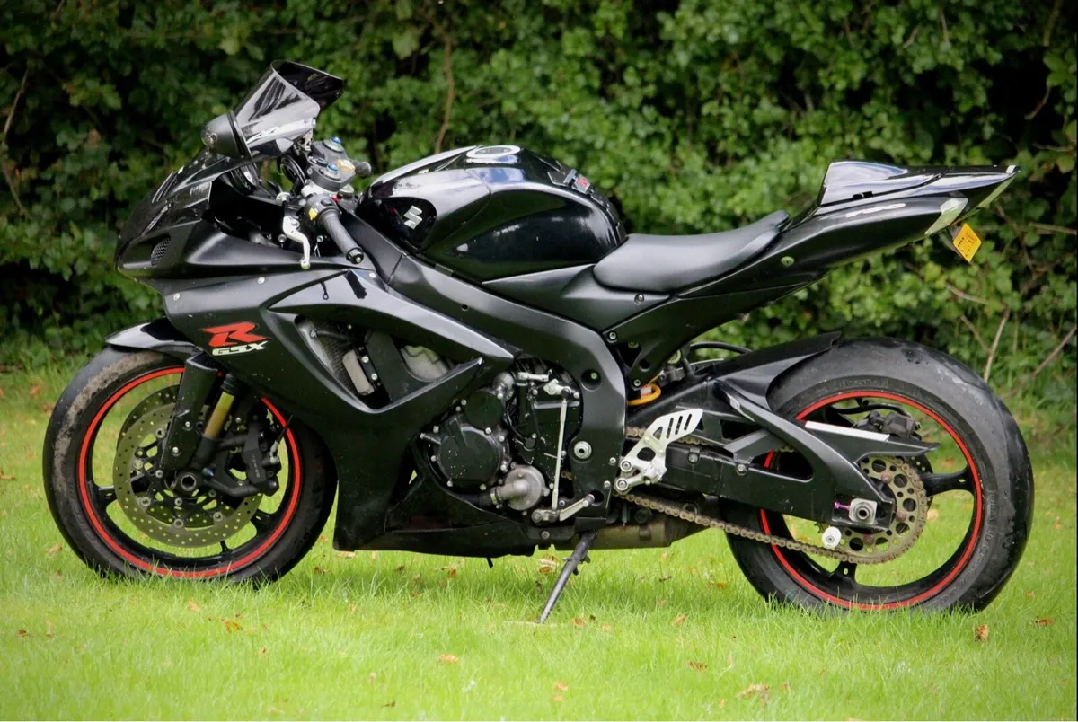 2007 SUZUKI GSXR 750 (K7 BLACK EDITION) - Image 2
