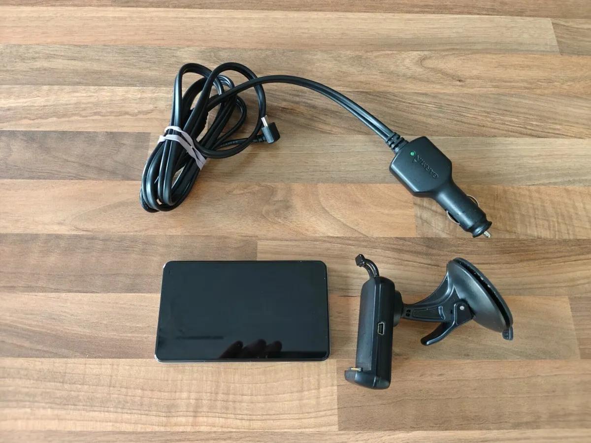 Garmin nuvi 3760 sat nav - Slim as iPhone - Image 1
