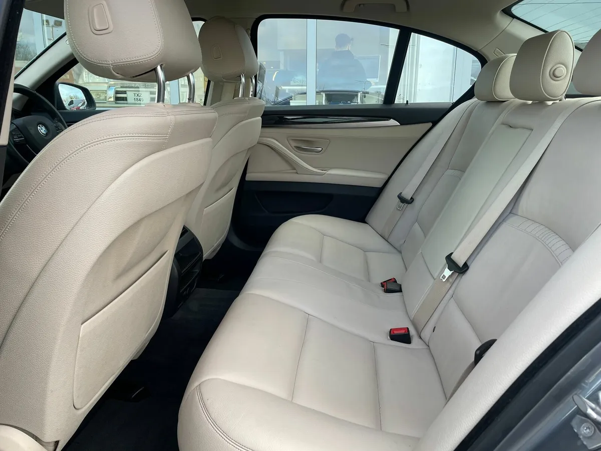 Car - Image 4