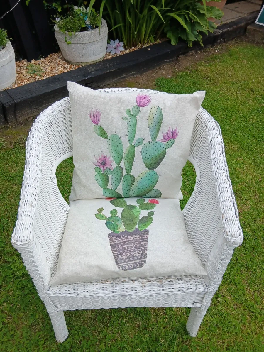 Wicker Chair and cushions - Image 2