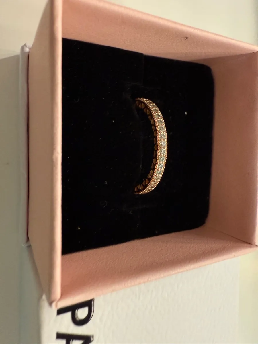 Pandora Sparkle & Hearts Ring - Image 2