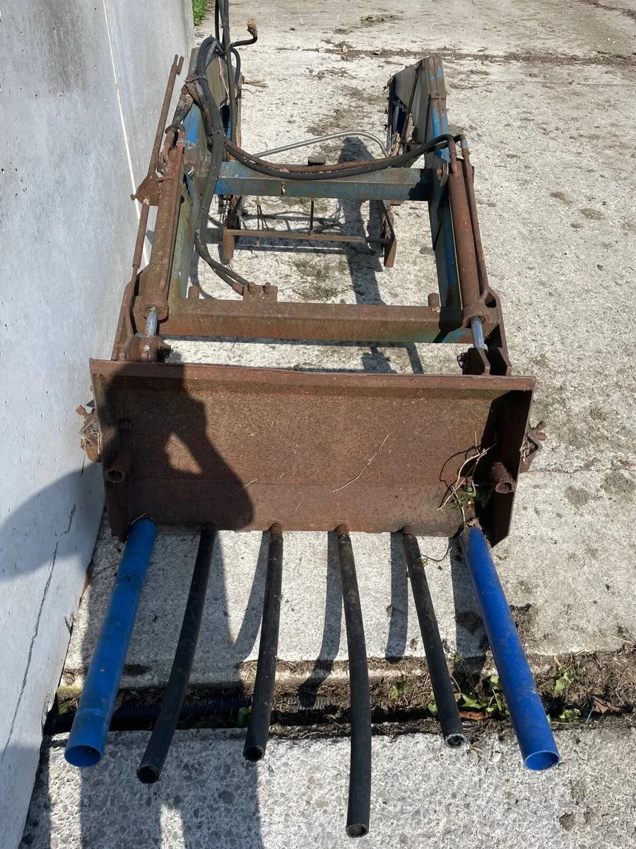 Tanco 968 loader - Image 2