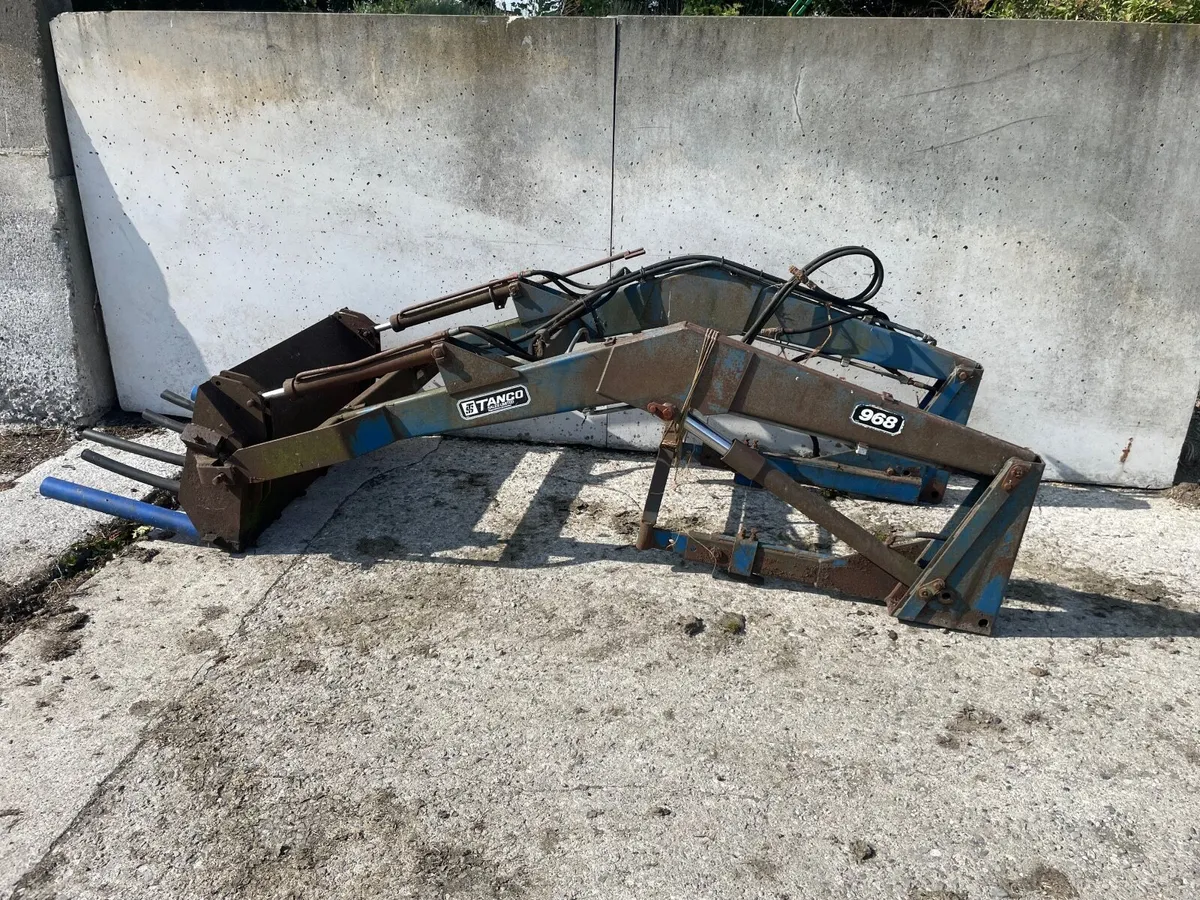 Tanco 968 loader - Image 3